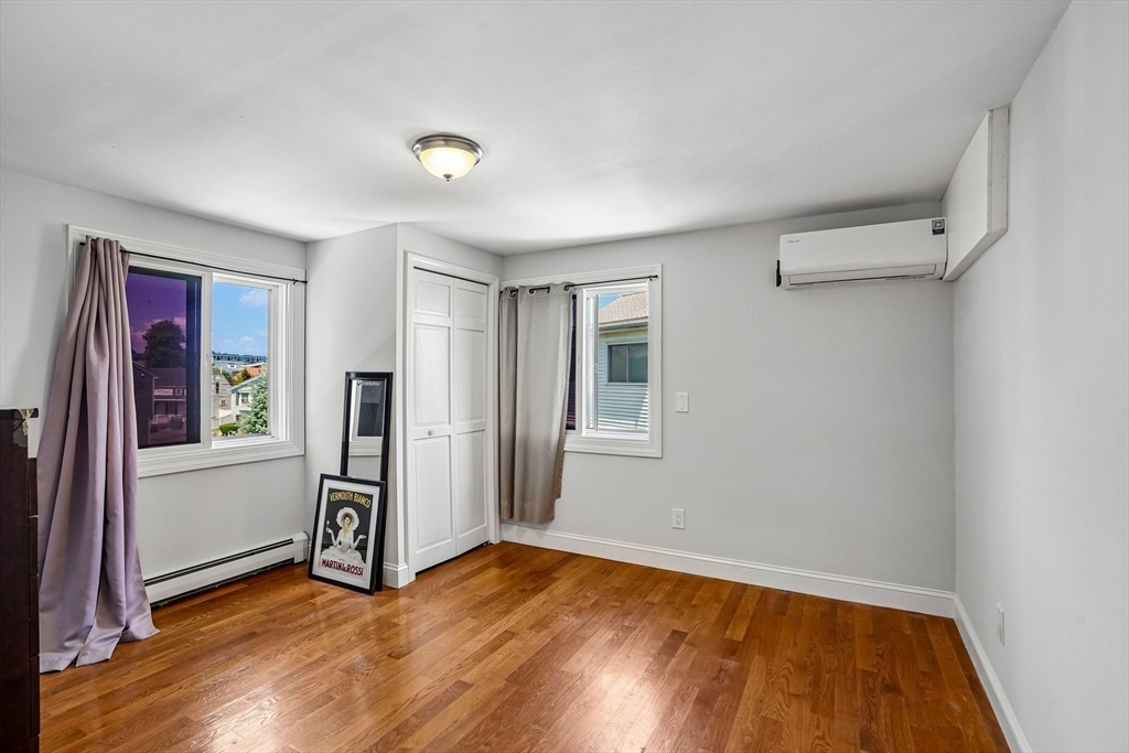 109 Broadsound Ave Property Photo 13