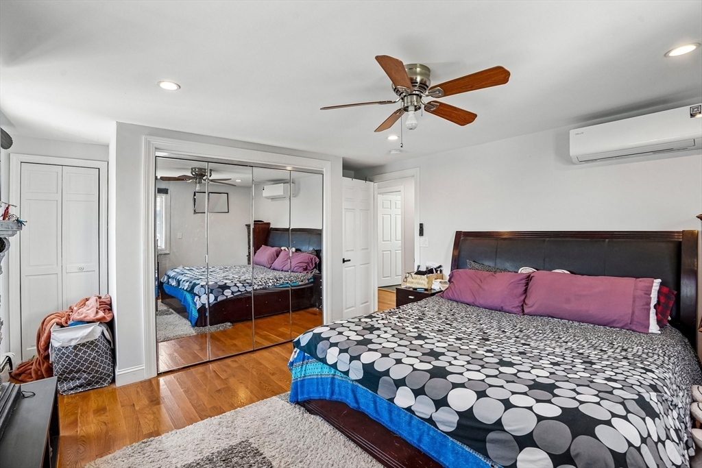 109 Broadsound Ave Property Photo 14