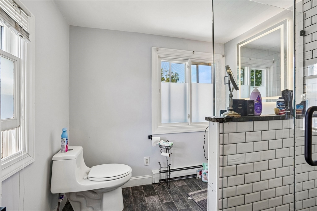 109 Broadsound Ave Property Photo 17