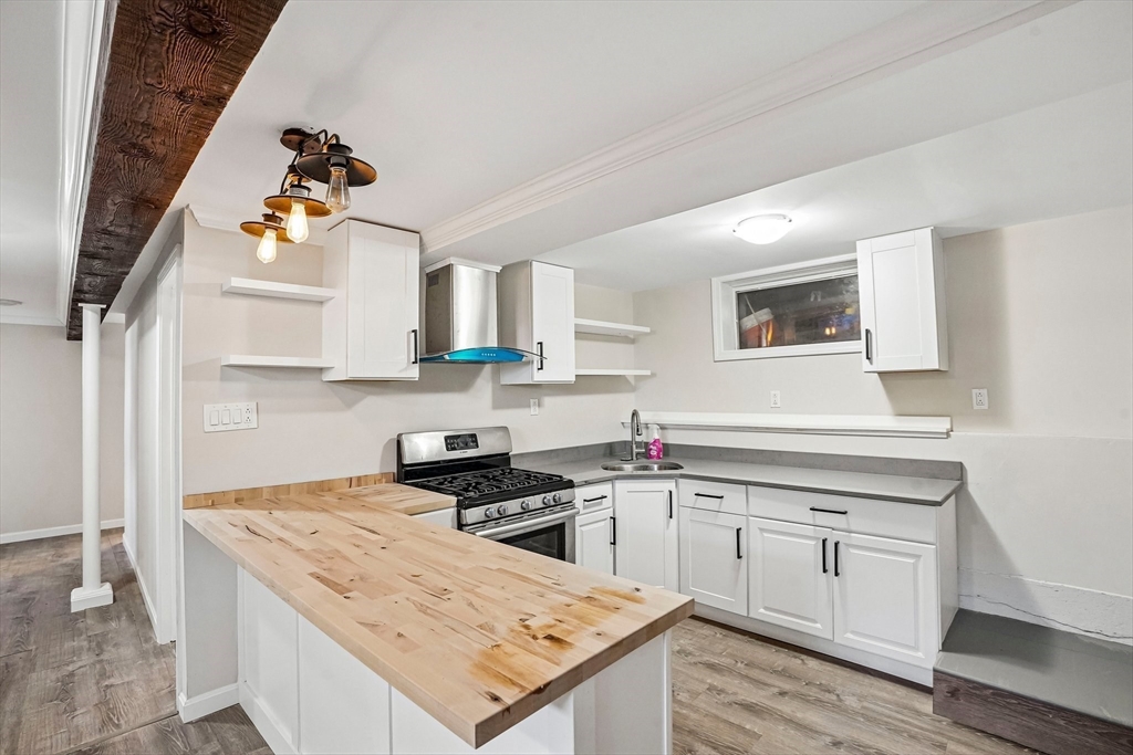 109 Broadsound Ave Property Photo 23