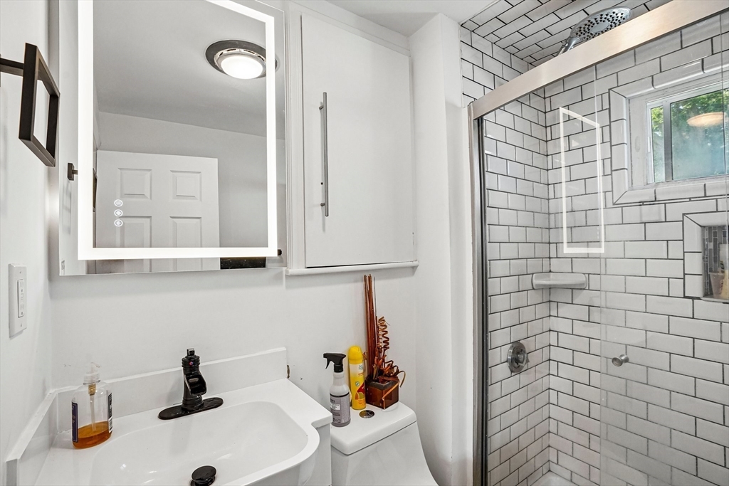 109 Broadsound Ave Property Photo 38