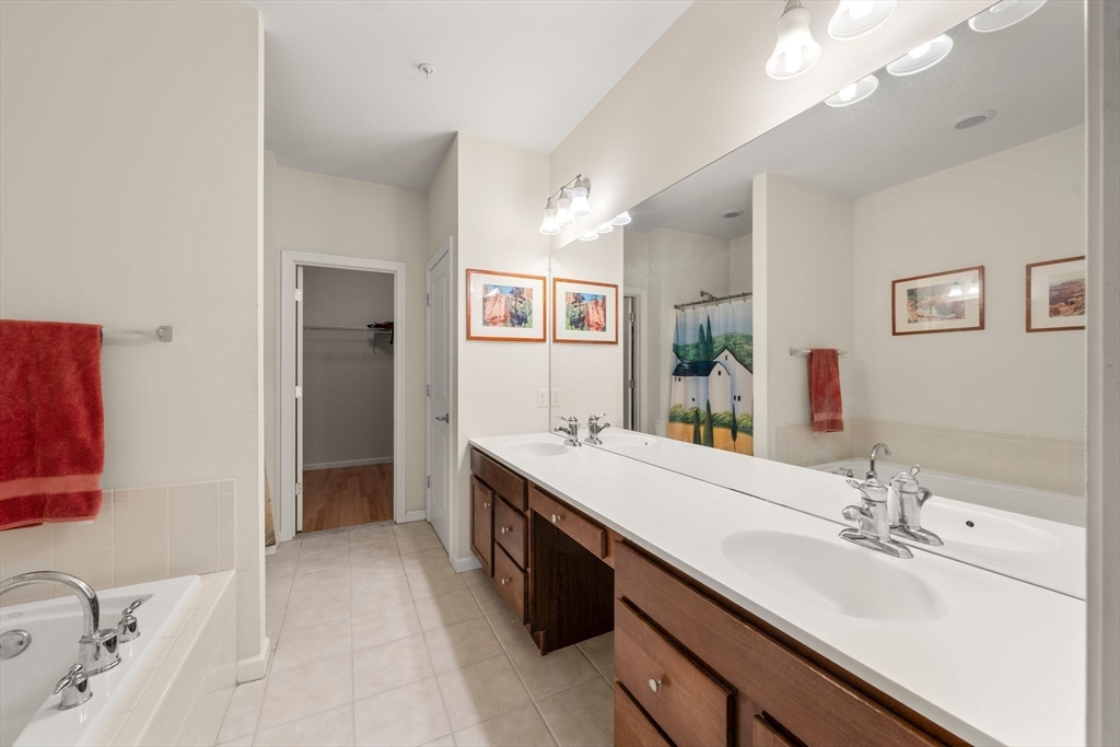 31 Stonebridge Dr # 31 Property Photo 18