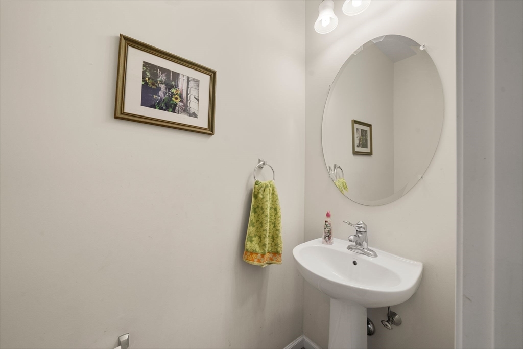 31 Stonebridge Dr # 31 Property Photo 21