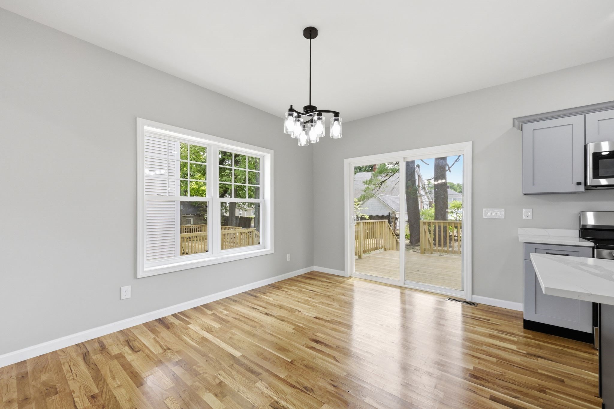 30 Goldenrod Property Photo 15