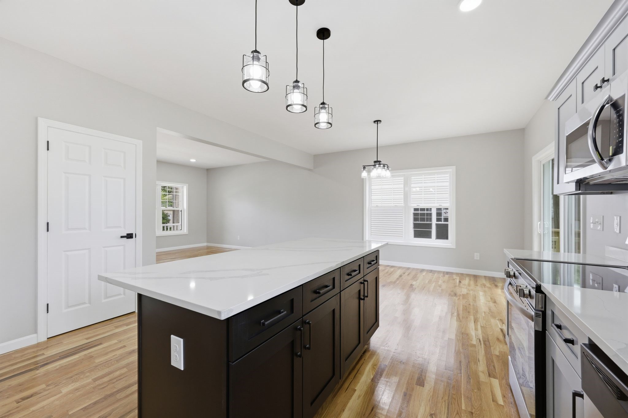 30 Goldenrod Property Photo 18