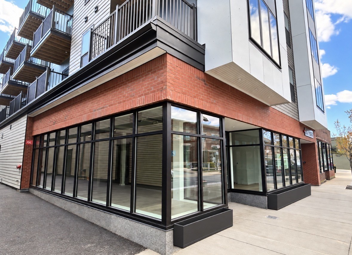 12 Essex St Property Photo 1