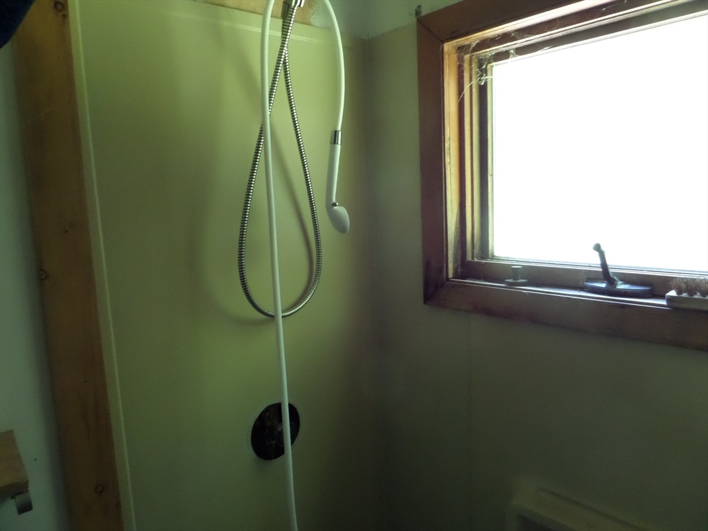 30 River Rd Property Photo 12