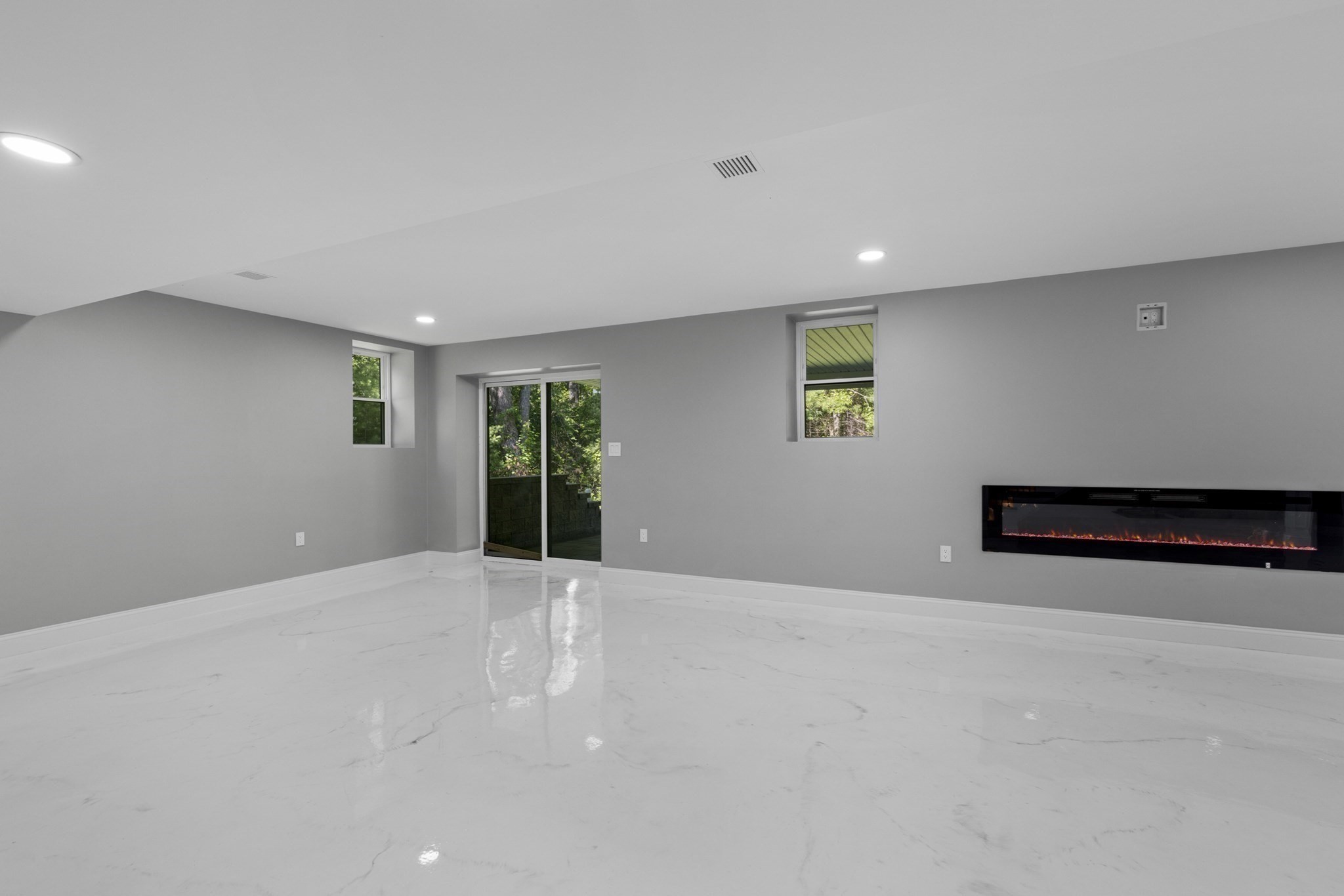 91 Howard St Property Photo 33