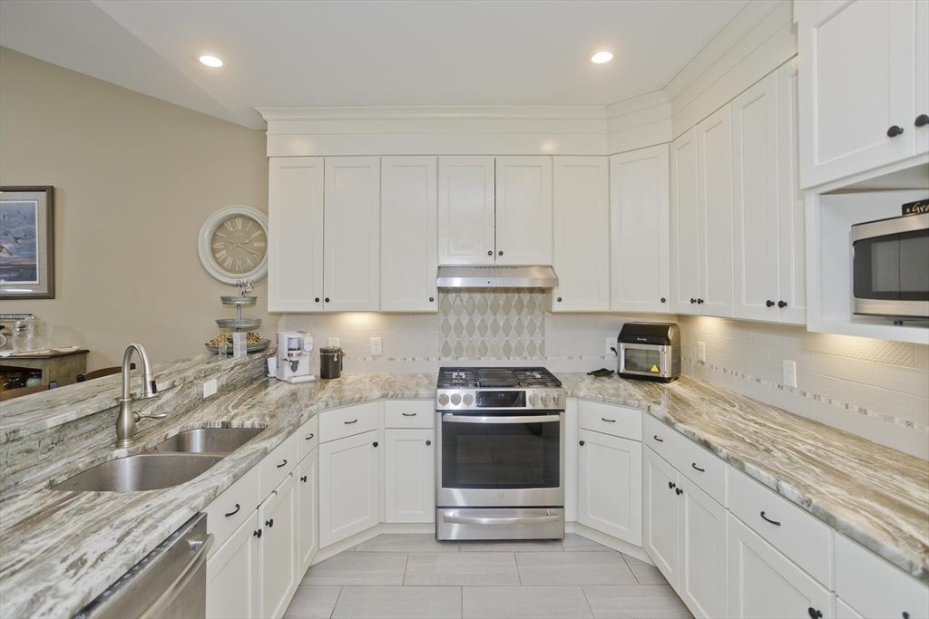 111 Daniel Shays Hwy # 45b Property Photo 6