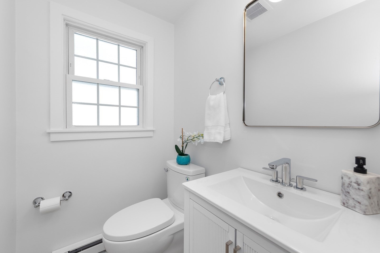 22 Park St Property Photo 35