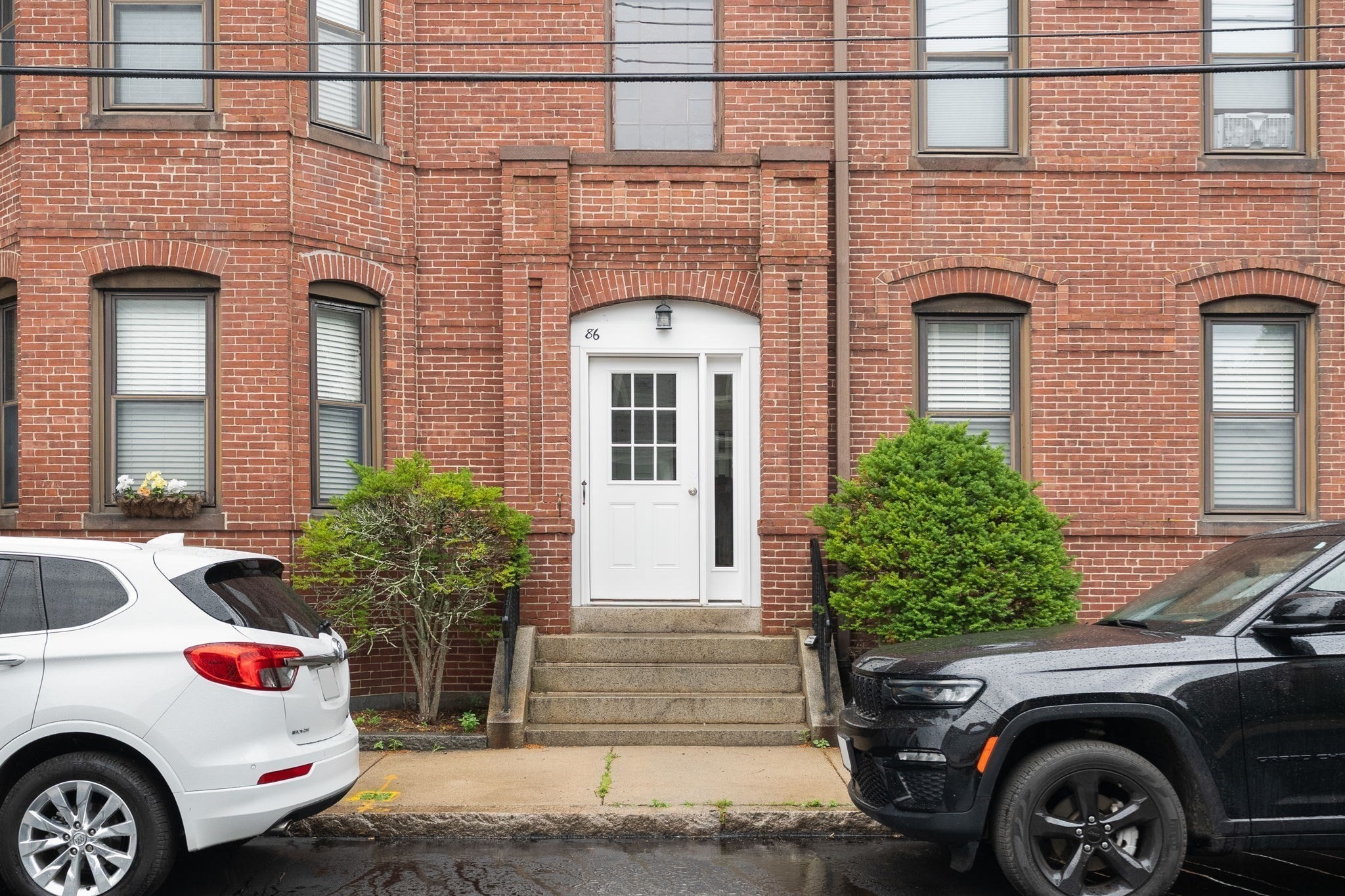 86 Walnut St # 3 Property Photo 1