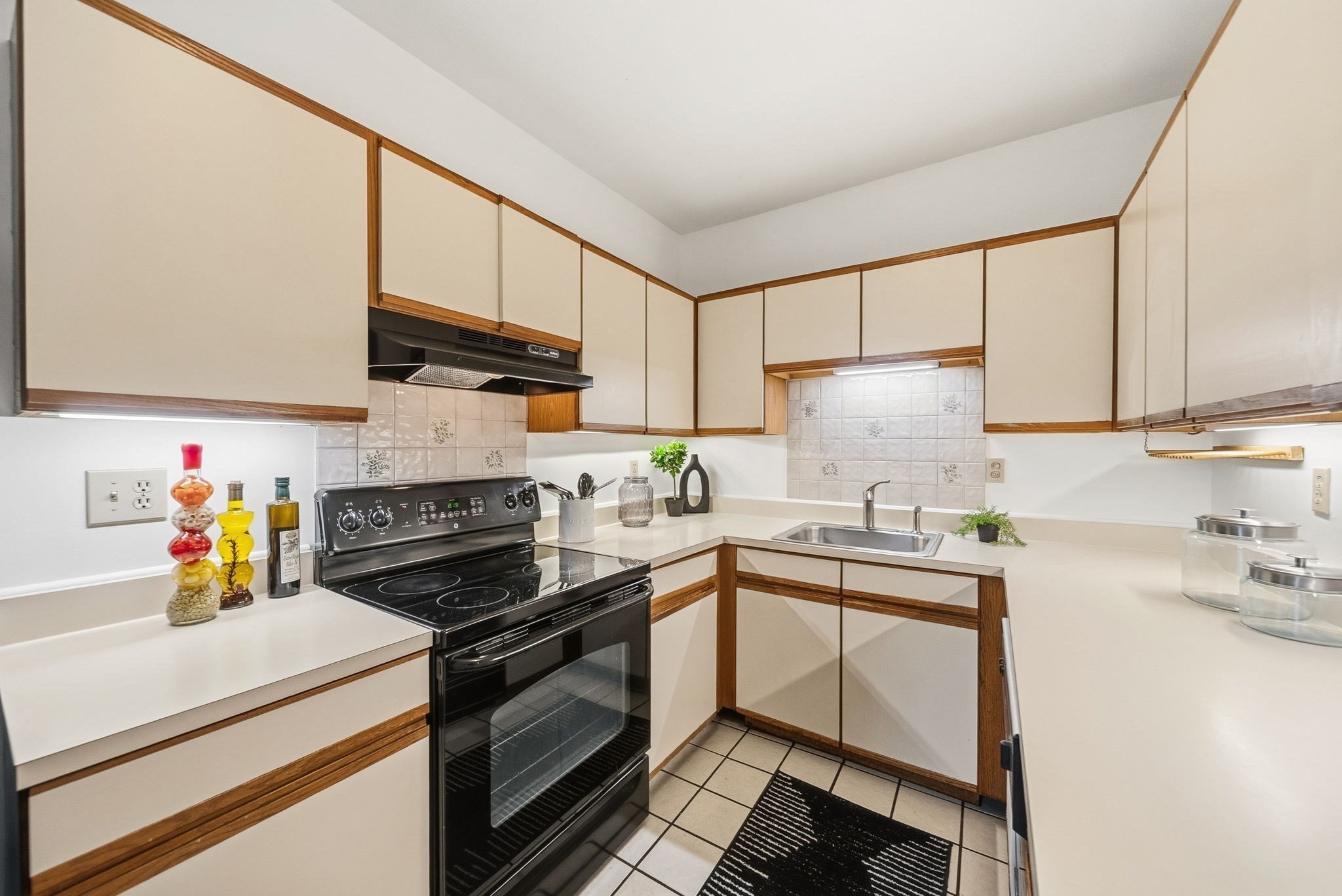 86 Walnut St # 3 Property Photo 15