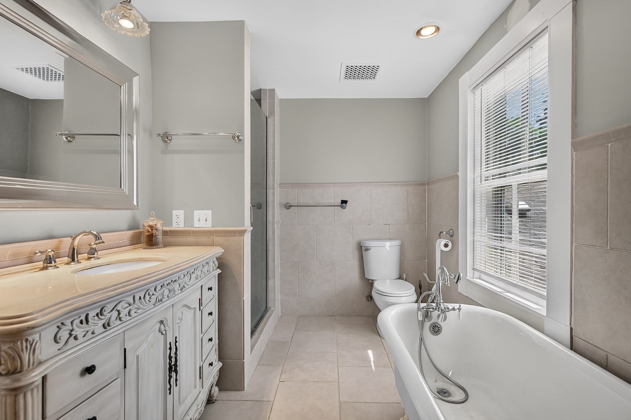 105 South St Property Photo 23