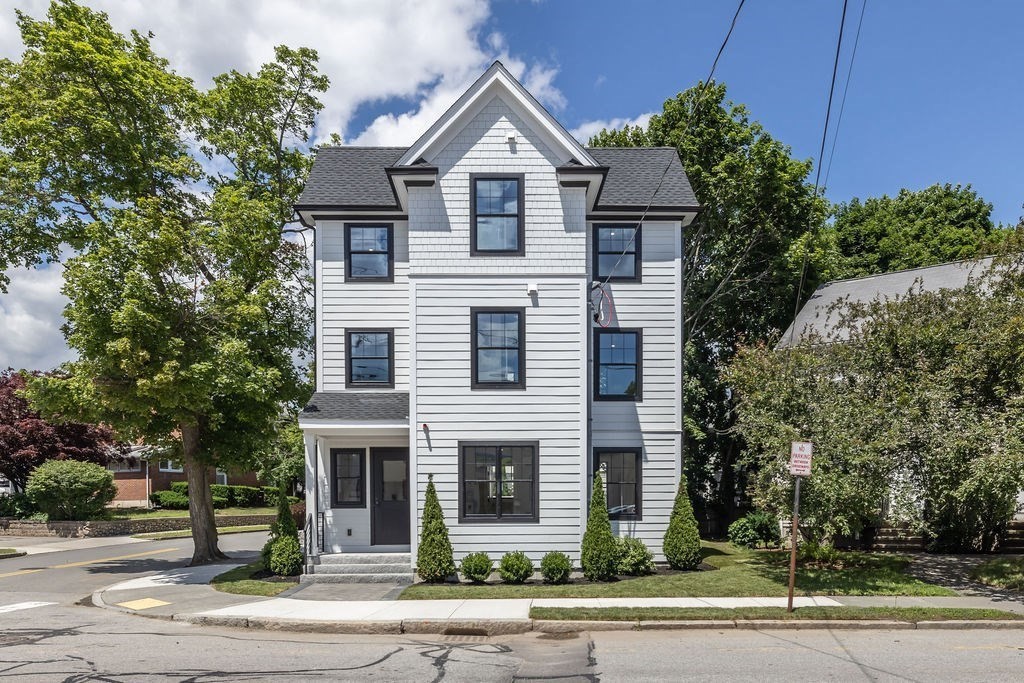 43 Crafts Street Property Photo 1