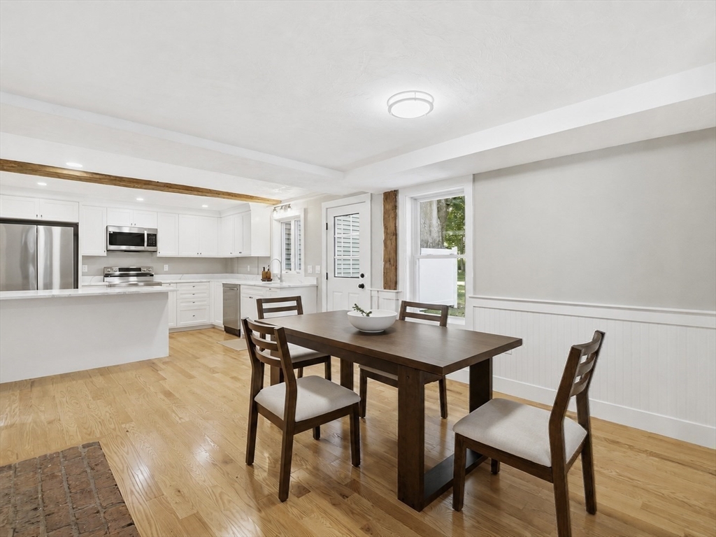 164 Main Street # B Property Photo 6