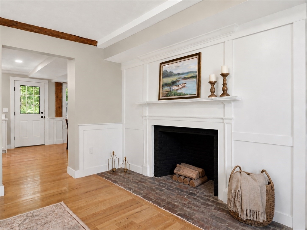 164 Main Street # B Property Photo 8