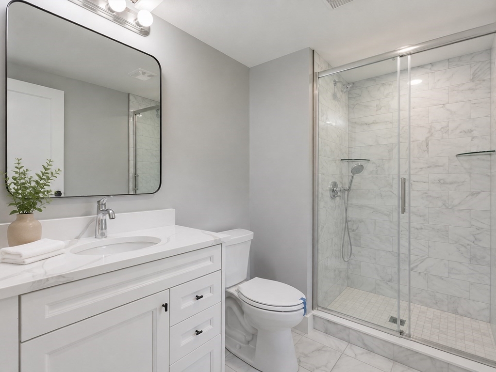164 Main Street # B Property Photo 12