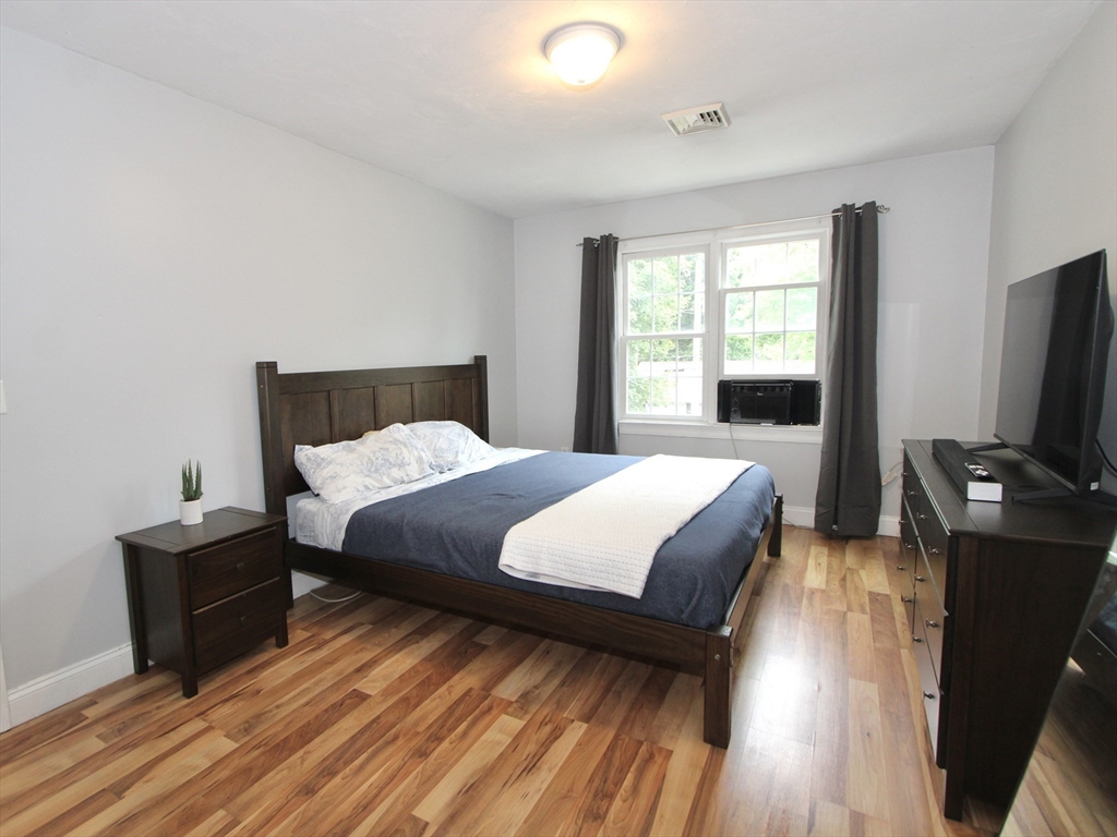 7 Chevy Chase Rd Property Photo 12