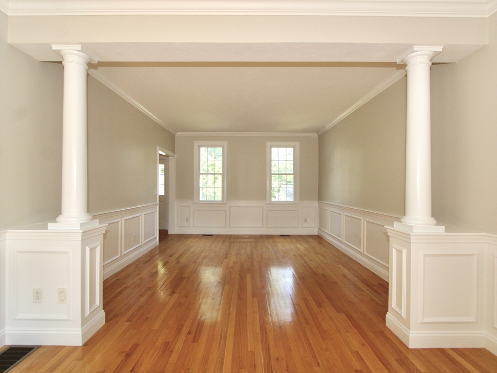7 Chevy Chase Rd Property Photo 21