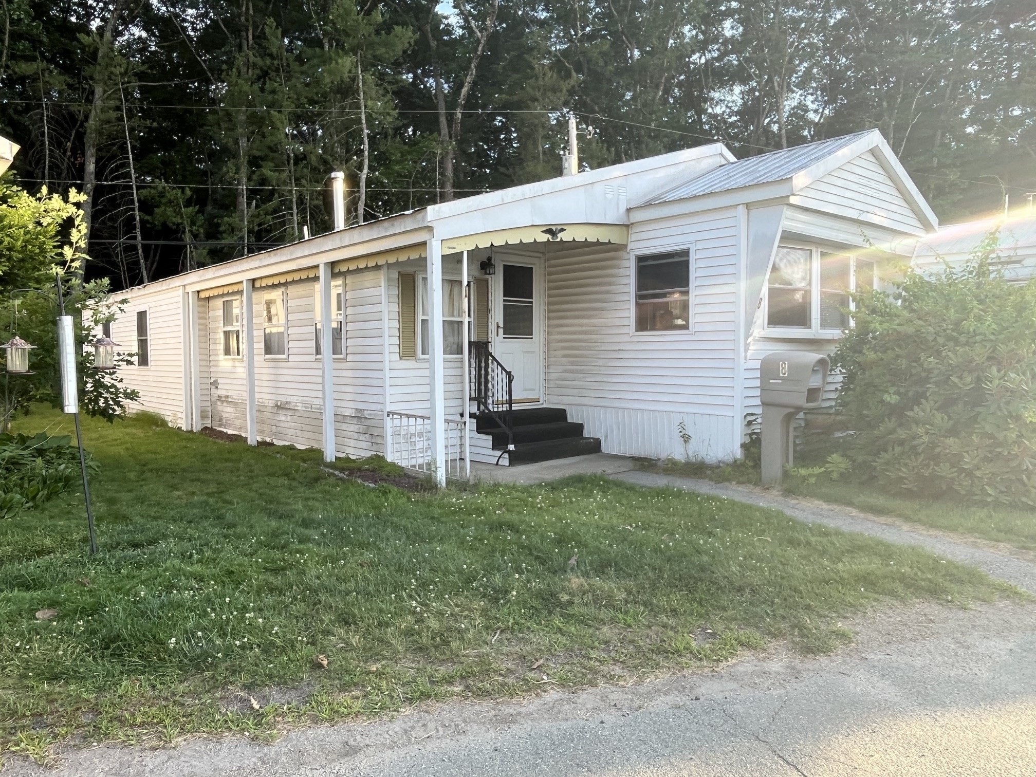 8 Thunderbird Dr Property Photo 1