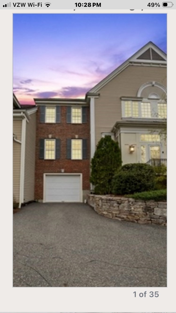 19 Imperial Ct # 19 Property Photo 1