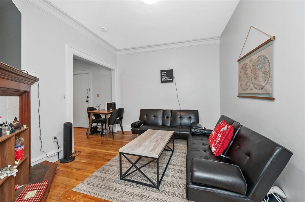 21 Park Vale Ave # 2 Property Photo 1