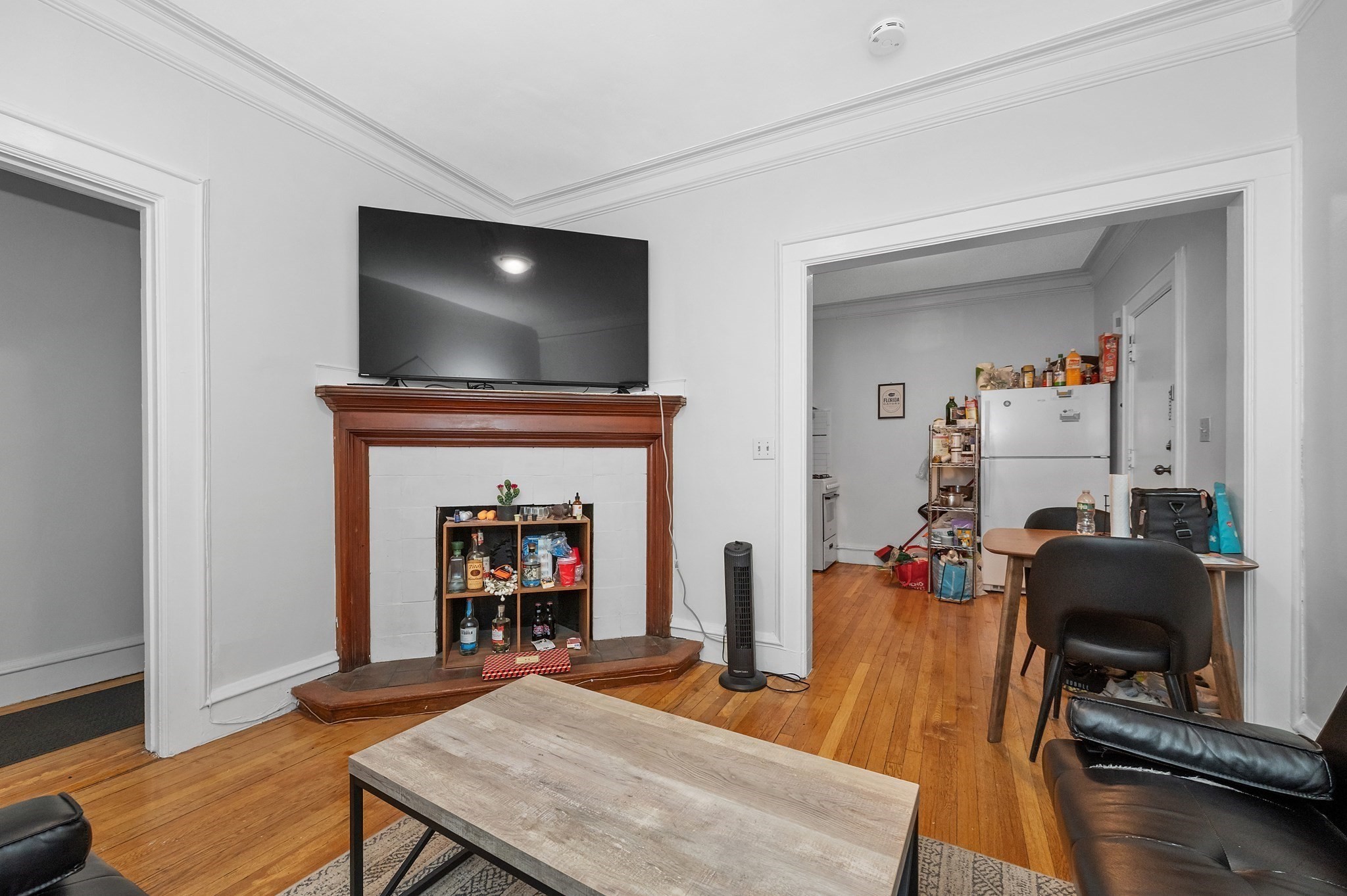 21 Park Vale Ave # 2 Property Photo 9
