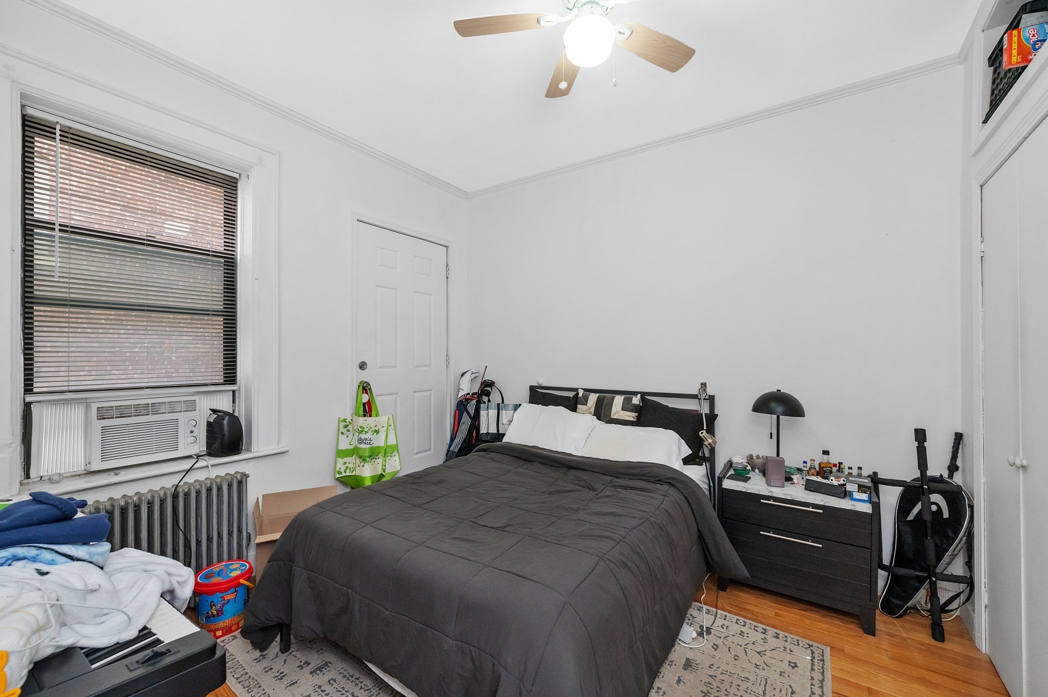 21 Park Vale Ave # 2 Property Photo 13