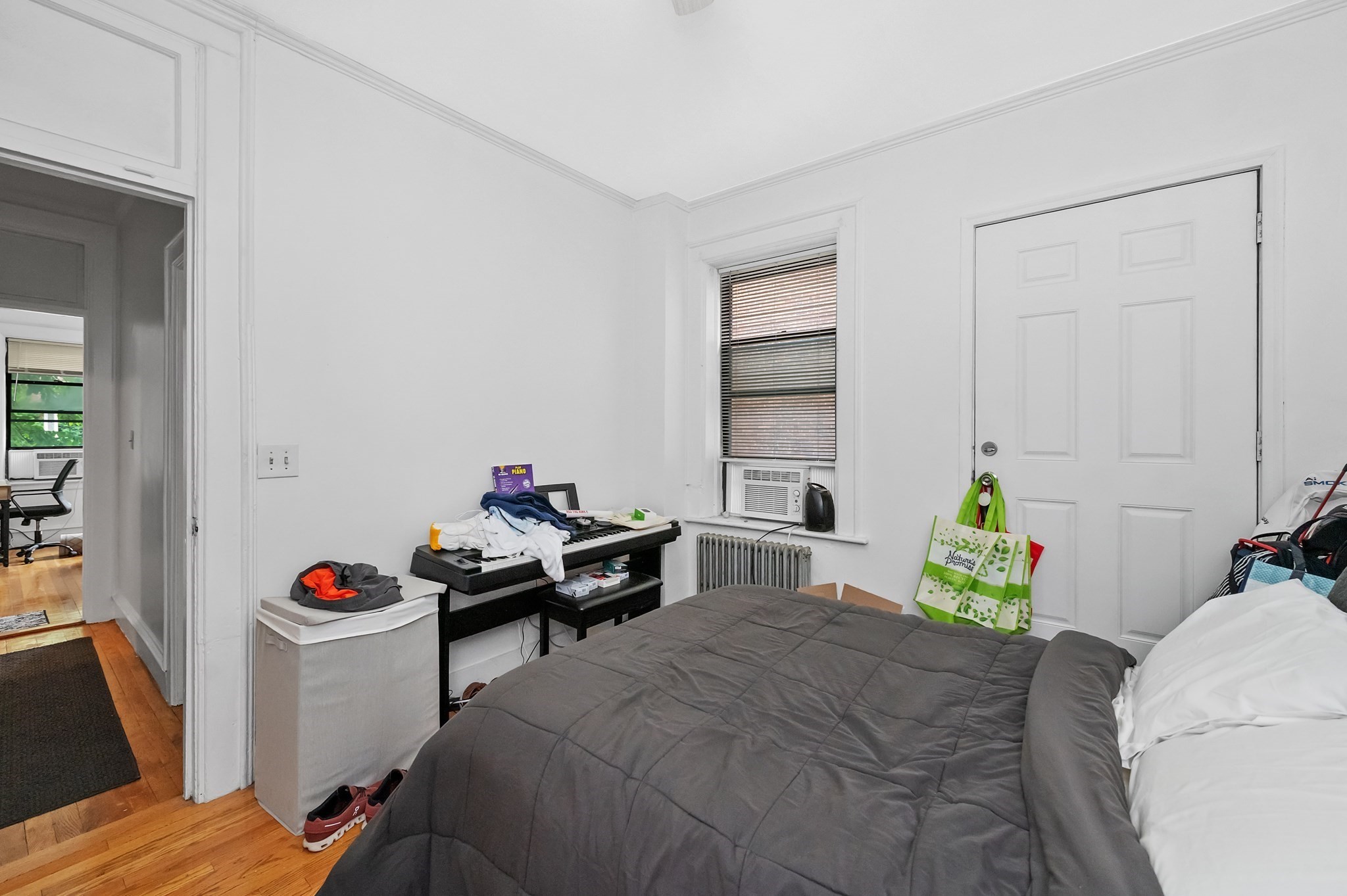 21 Park Vale Ave # 2 Property Photo 14