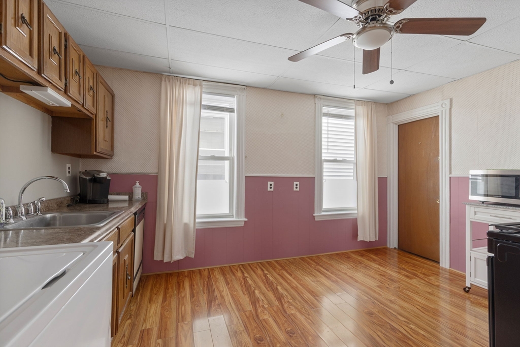 1152 Dorchester Ave Property Photo 24