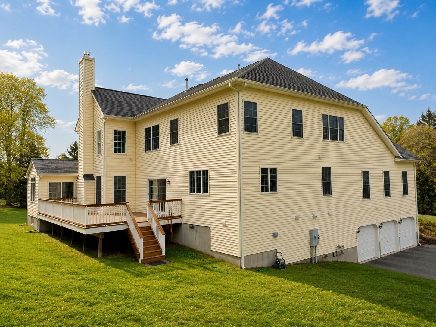 4 Summit Way Property Photo 4