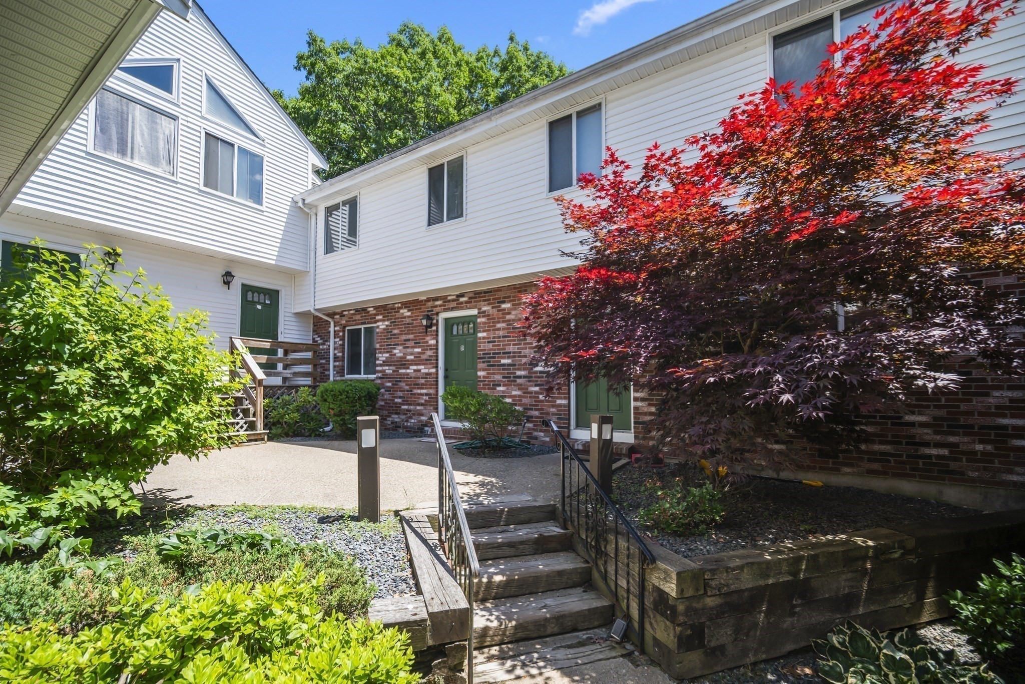 235 Lake St # D Property Photo 13