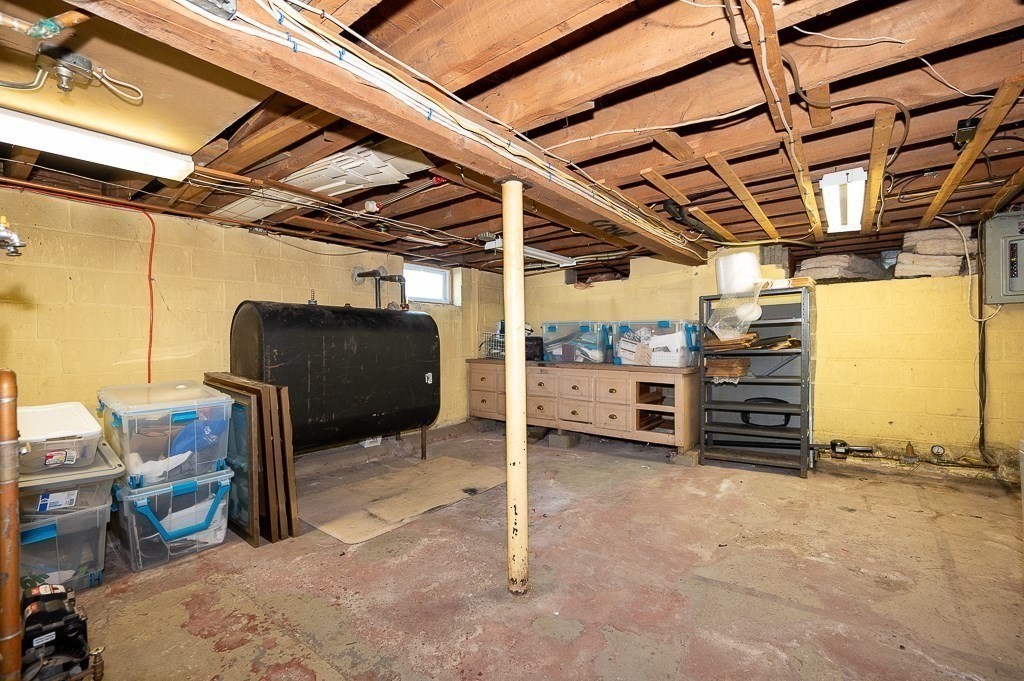 188 Auburn St Property Photo 25