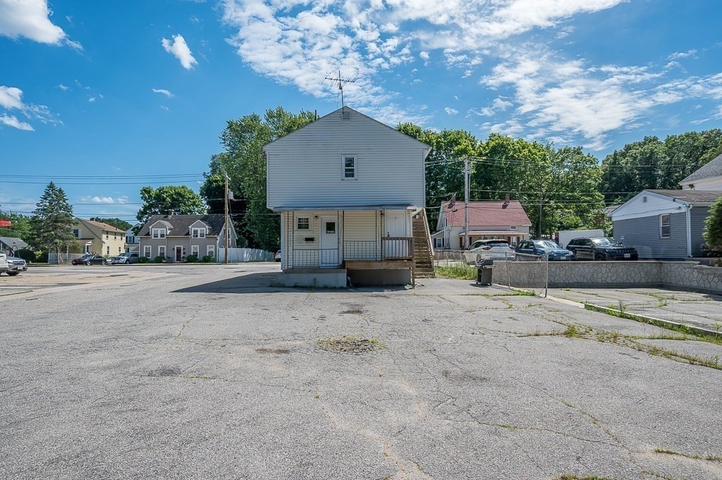 188 Auburn St Property Photo 29