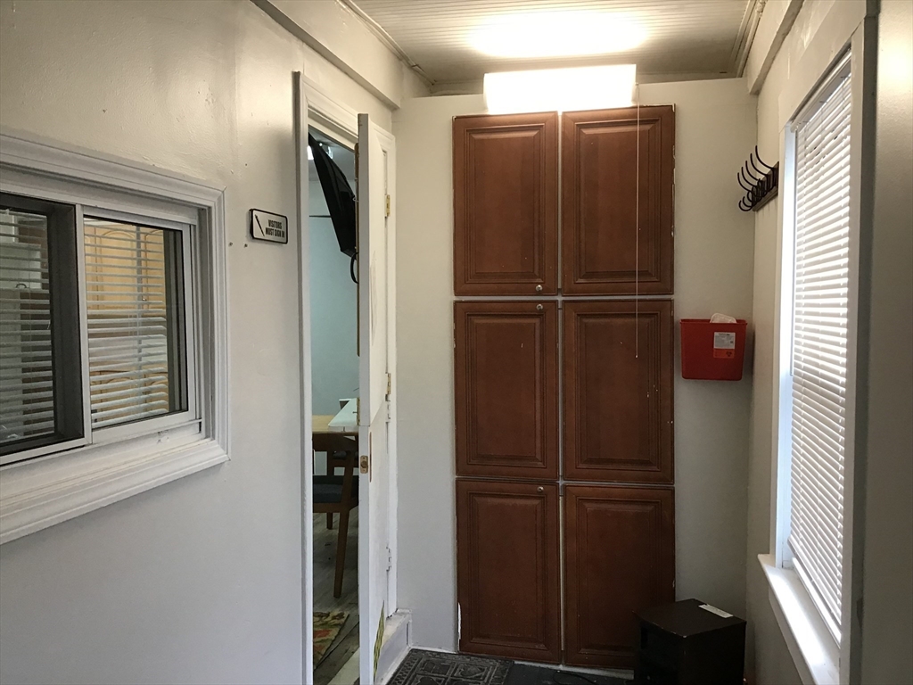 48 Sea St Property Photo 6