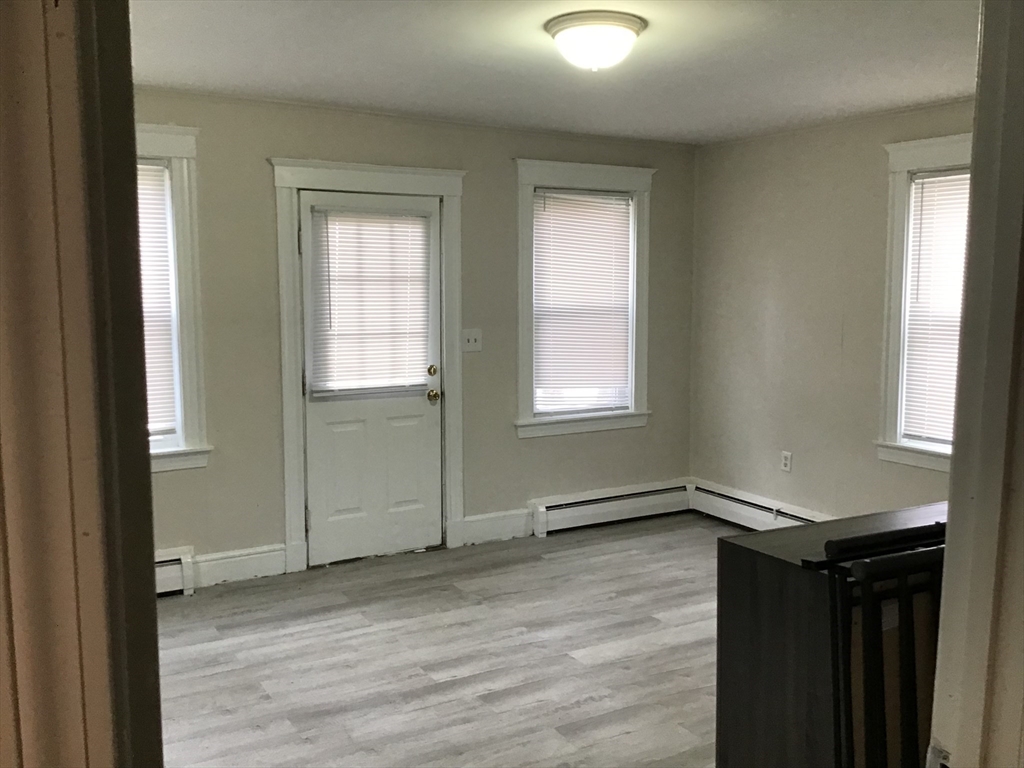 52 Sea St Property Photo 11