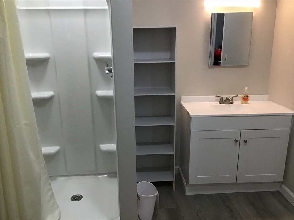 52 Sea St Property Photo 14