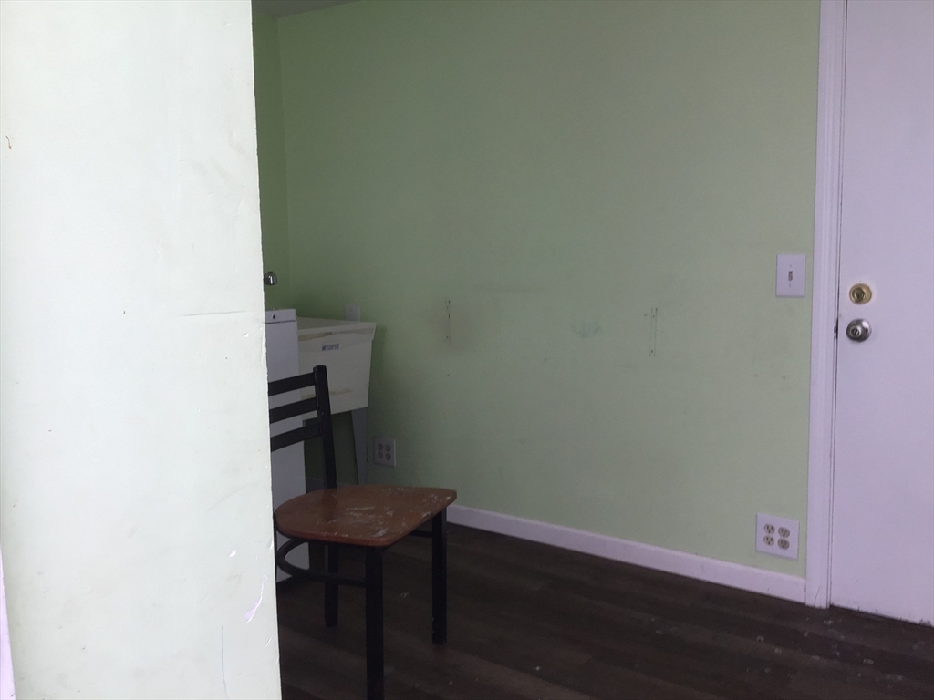 52 Sea St Property Photo 18