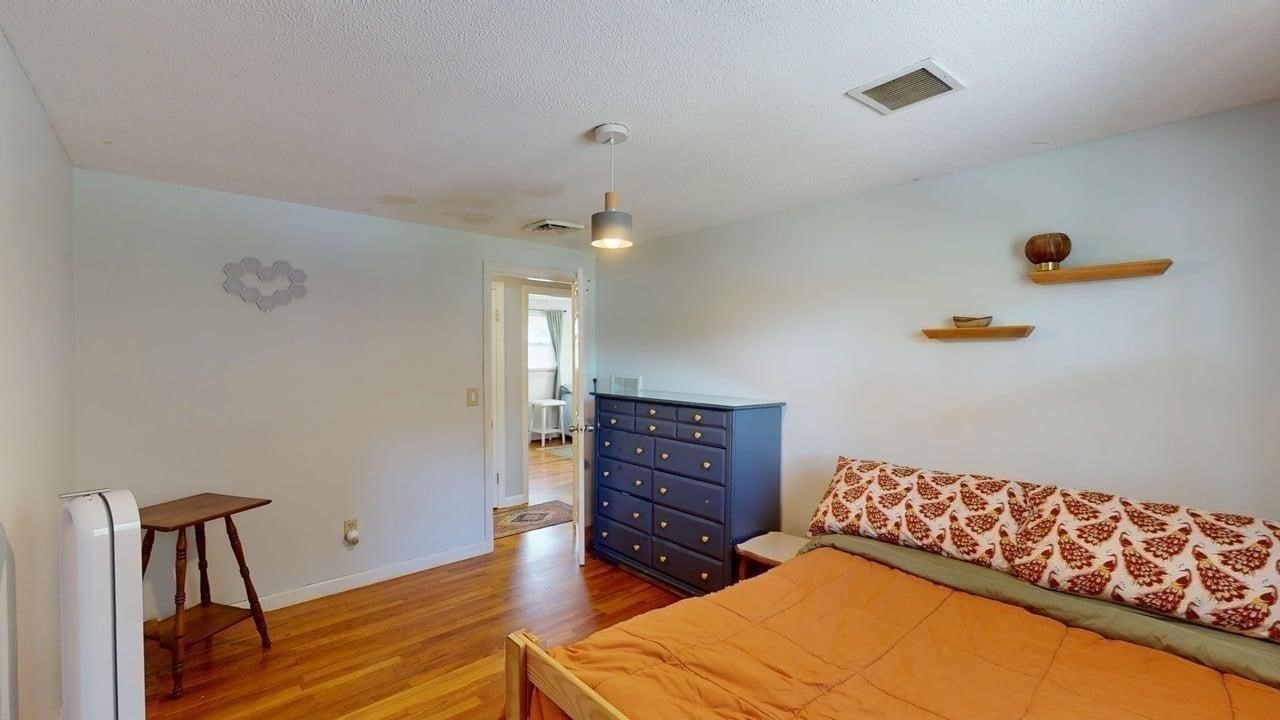 150 Coolidge St Property Photo 16