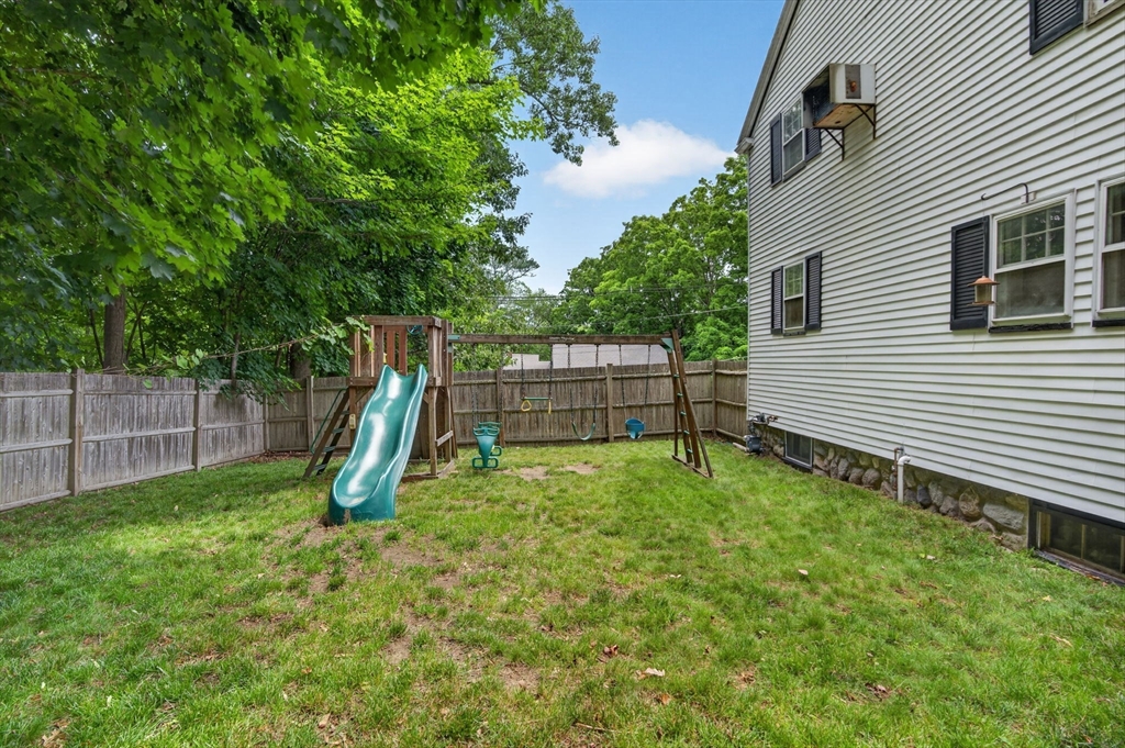 158 Haverhill St Property Photo 25