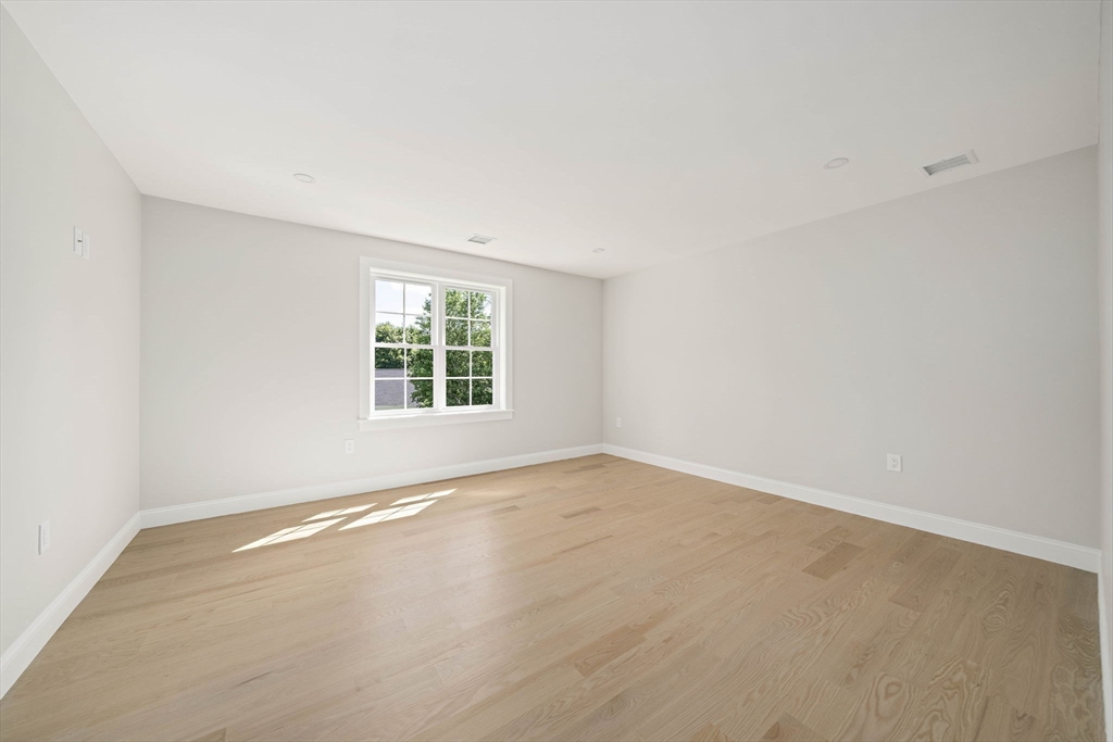 9 Cervelli Farm Dr Property Photo 22