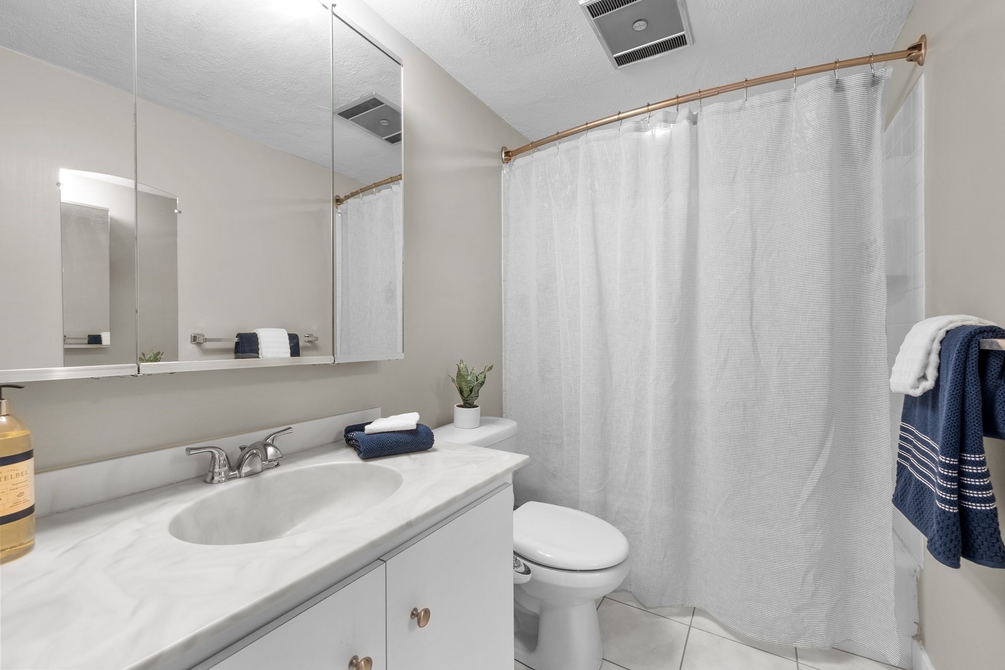 20 Mill Pond # 20 Property Photo 14