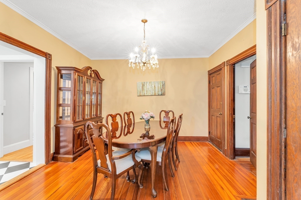 53 Thompson St Property Photo 11