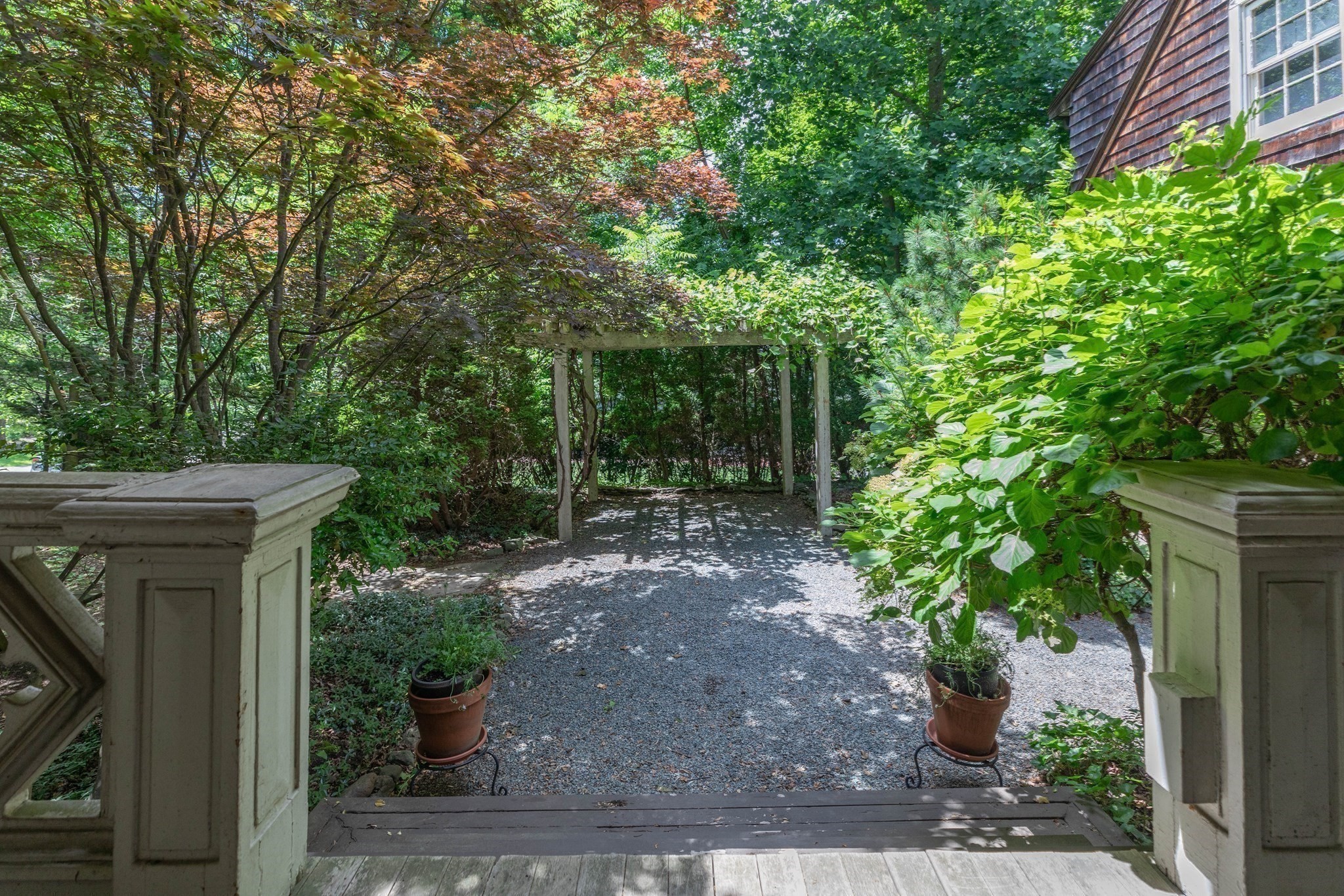 231 Waverley Ave Property Photo 31