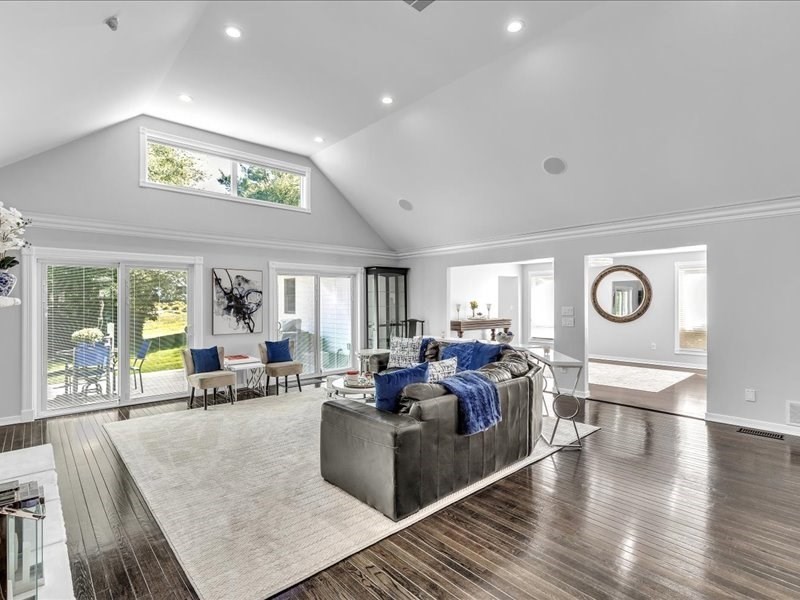 6 Strathmore Rd Property Photo 13