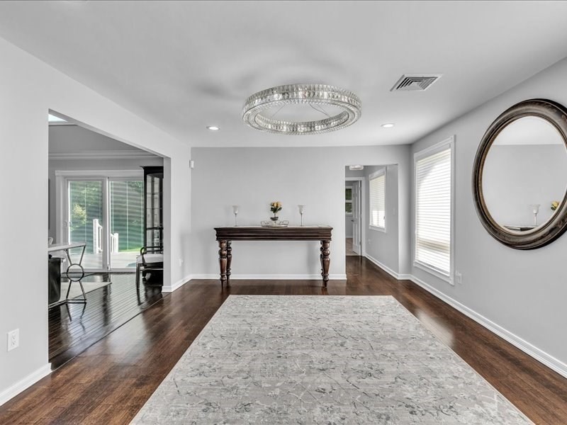 6 Strathmore Rd Property Photo 17