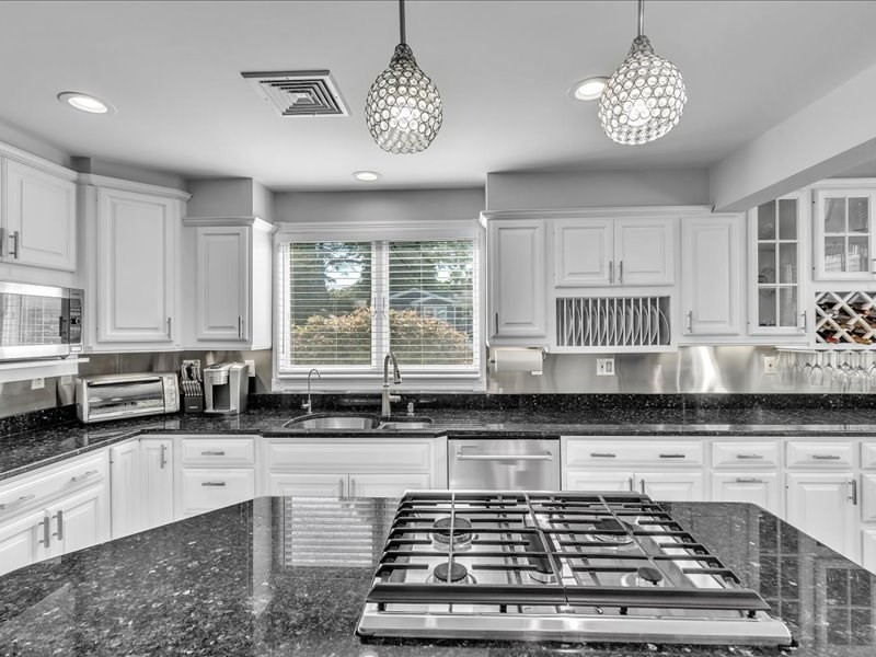 6 Strathmore Rd Property Photo 23
