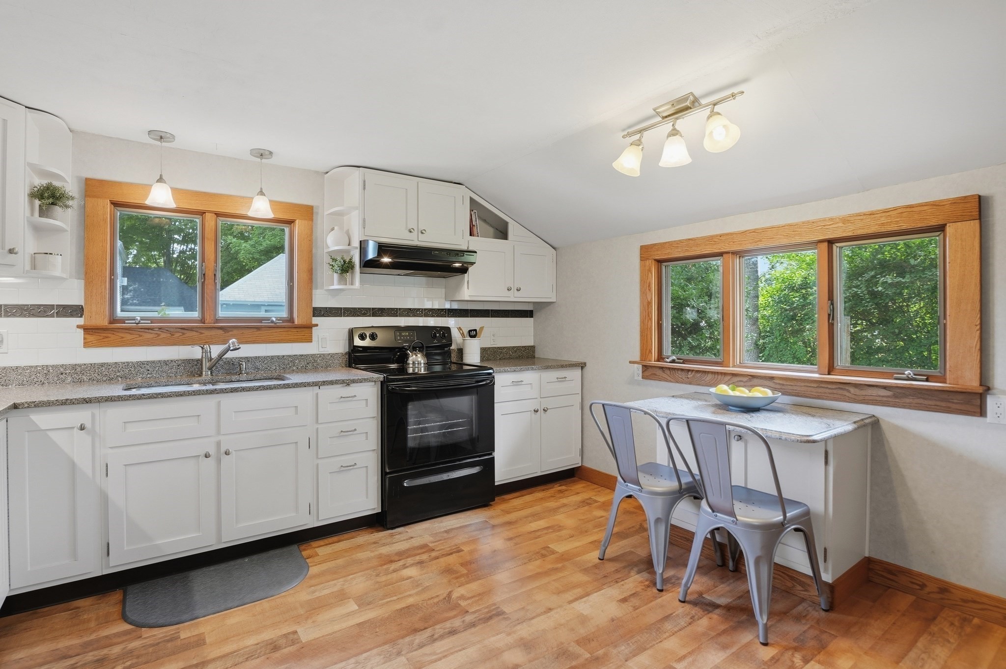 3 Beach Street Property Photo 16
