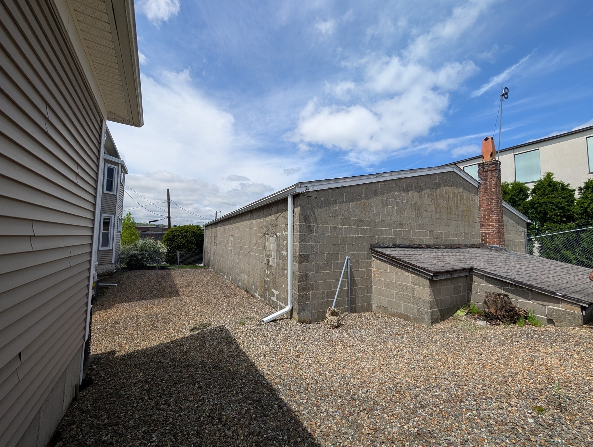 142 W Boylston Dr Property Photo 25