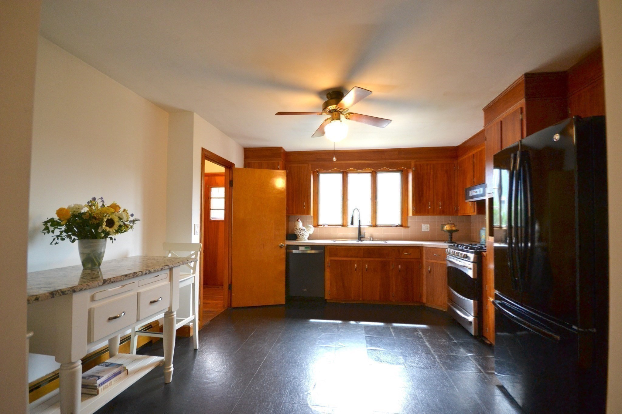 84 Oak Street Property Photo 12